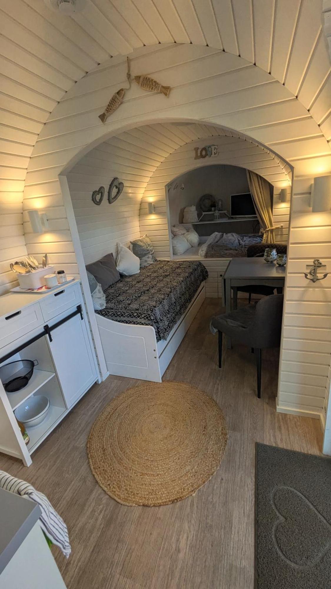 Bettis - Uebernachten Im Iglu-Tinyhaus Tostedt  エクステリア 写真